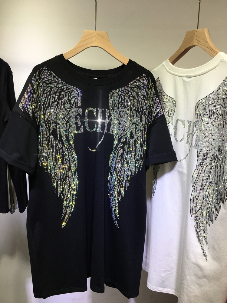 L-4XL Oversize Rhinestone Ange - Streetwear Brand Tees のレビューと価格