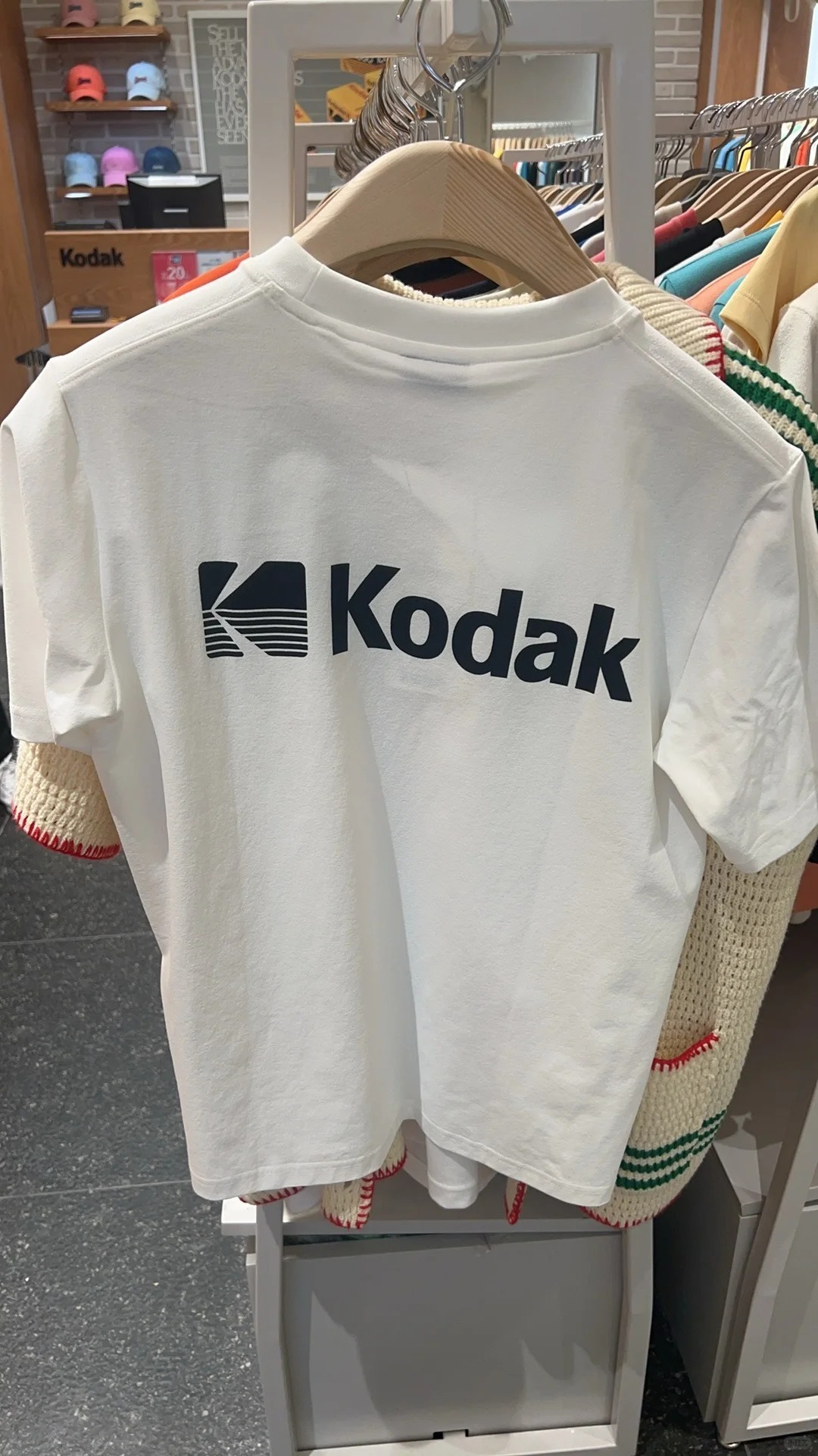 Kodak Unisex Oversized T-Shirt - Streetwear Brand Vintage のレビューと価格