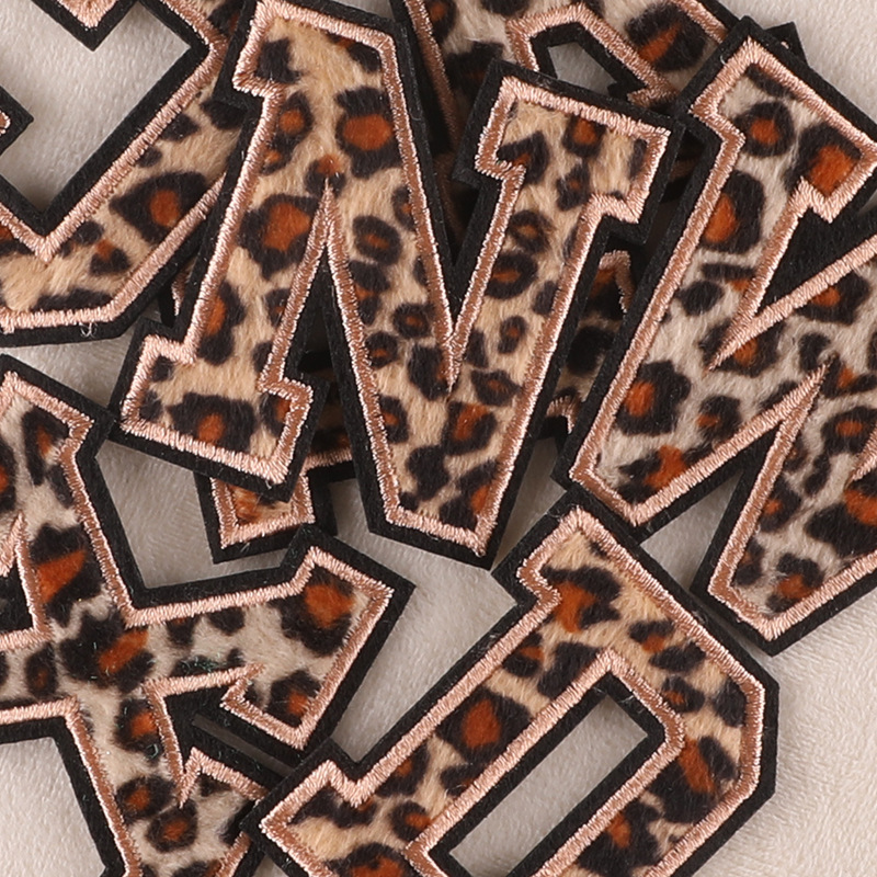 Carnival Leopard Print Letters - Streetwear Brand Stickers のレビューと価格